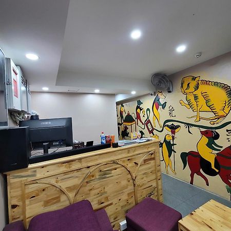 Fortune Homestay Ханой Экстерьер фото