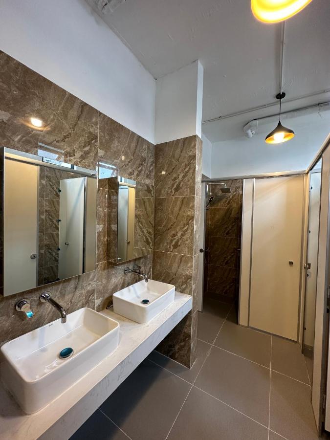 Fortune Homestay Ханой Экстерьер фото